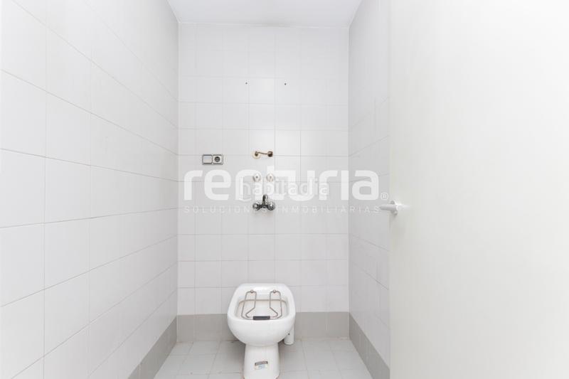 Foto 68bc1755-8e9c-4c11-8ee3-7b15c9c24836. Geschäftsraum in avinguda de la constitució 38 in Valencia