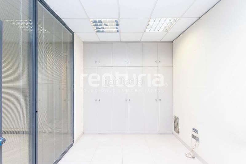 Foto 7039eabc-97ae-4a02-b8f6-f1c01e6d1800. Geschäftsraum in avinguda de la constitució 38 in Valencia