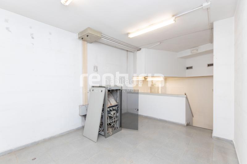 Foto e1e77f7e-5cb5-48cb-8d2f-b05b4c41b0fd. Geschäftsraum in avinguda de la constitució 38 in Valencia