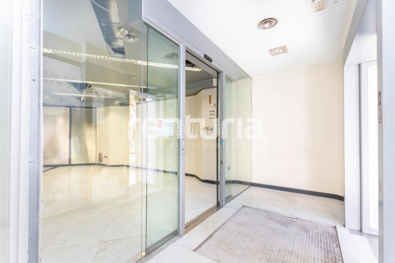 Foto fd4d0322-2292-4e71-9a1c-956efe8d78da. Geschäftsraum in avinguda de la constitució 38 in Valencia