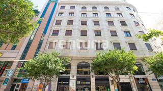 Lloguer Oficina a Passeig de russafa 5. Amplia oficina en primera planta de edificio señorial de paseo d