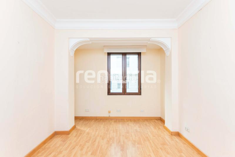 Foto 6c830129-04f0-4bb9-a8eb-ea44b106039e. Lloguer oficina a passeig de russafa 5 a Sant Francesc Valencia