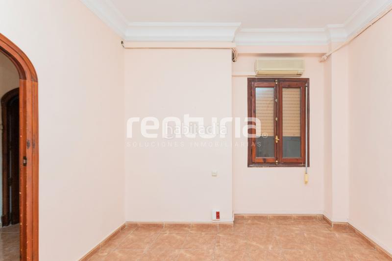 Foto 8e7fdb2e-69f8-4a98-b33f-09cb69859394. Lloguer oficina a passeig de russafa 5 a Sant Francesc Valencia