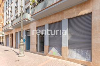 Lloguer Local Comercial  Plaça de joan de vila-rasa. Oportunidad de local en ciutat vella, junto al mercado central