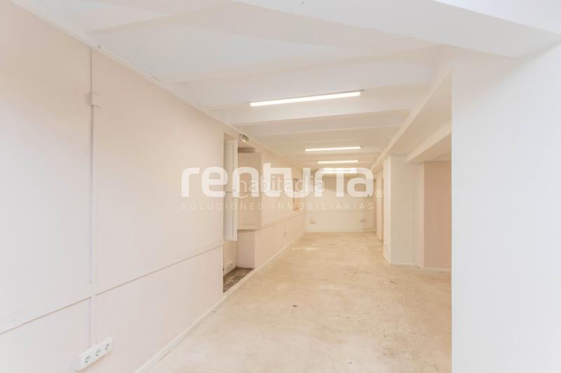 Foto 16eddeb2-4f5a-442c-9de6-ef70e65423aa. Local comercial amb calefacció a El Carme Valencia