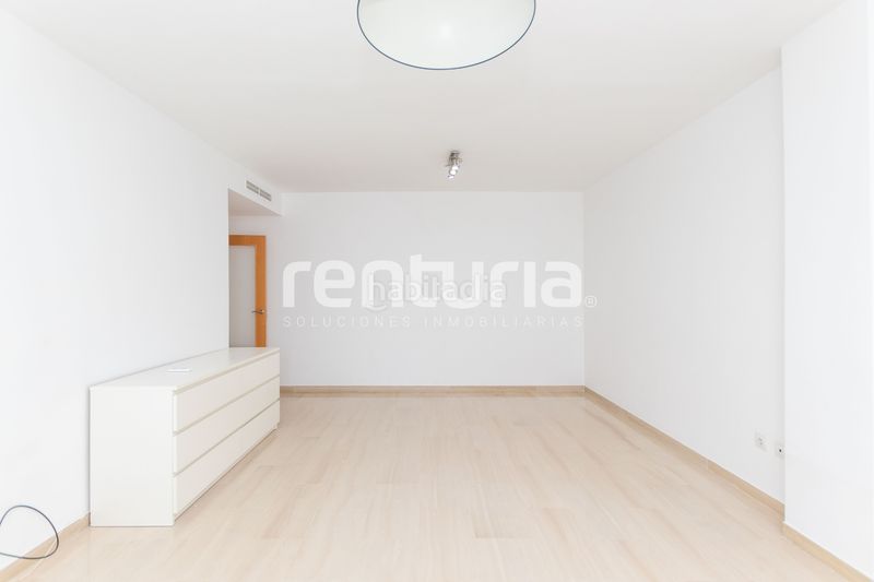 Foto 6c65997d-5973-4429-aea9-f8d06f3b1536. Rent flat with heating parking pool in Sant Llorenç - Zona Alfahuir Valencia