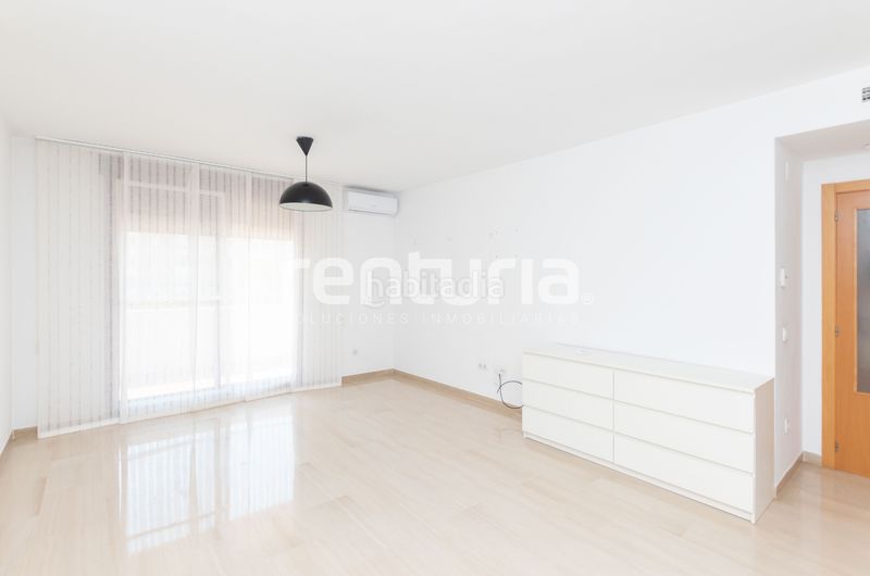 Foto d5f5a562-e45a-4a6c-afdb-e748d577257f. Rent flat with heating parking pool in Sant Llorenç - Zona Alfahuir Valencia
