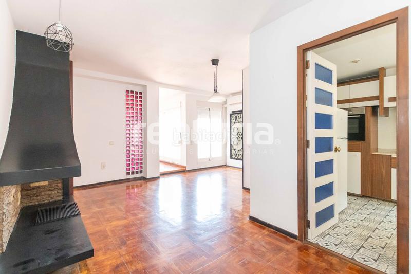 Foto 7119cb59-d32b-4e5b-b7fd-e9f2cc17b77d. Alquiler piso magnífico ático con terraza en edificio con ascensor junto al mercado central, en el corazón del centro histórico . en Valencia
