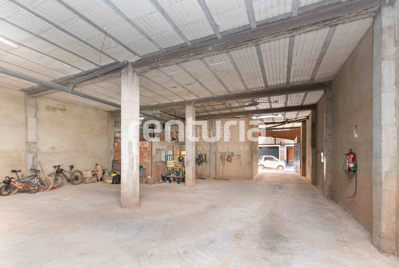 Foto bd43b77a-3f58-4dd0-80cf-229908523cd2. Local comercial a Benetússer