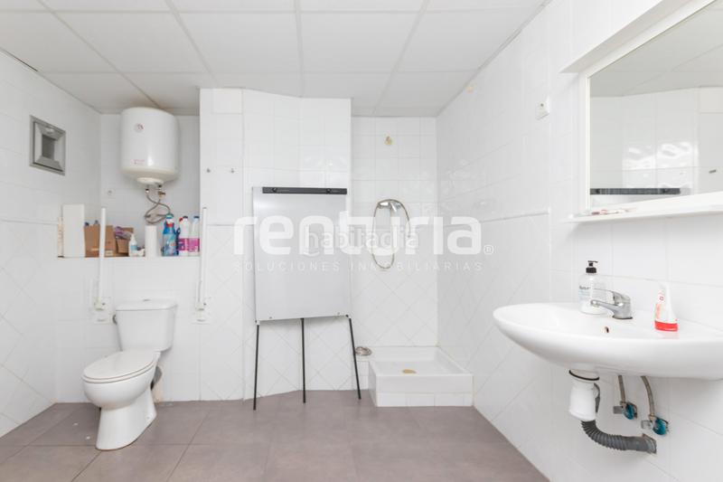 Foto 1ca9c29a-3fed-4777-ac01-ceeb6dc93632. Local commercial avec chauffage dans El Mercat Valencia