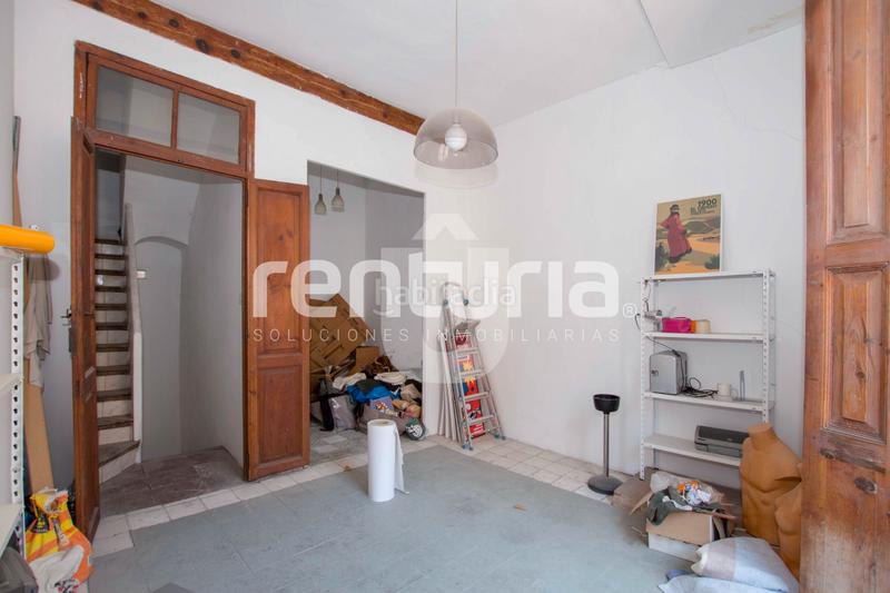 Foto 1510a092-b8d6-4ad7-a449-48684136da72. Édifice dans El Mercat Valencia