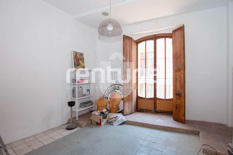 Foto d19d890a-60bd-49ee-a0be-4e37fc27f424. Édifice dans El Mercat Valencia