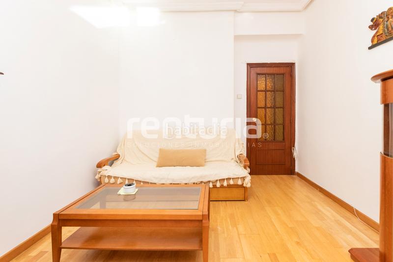 Foto 2964c2c0-65d8-4170-9ecb-215cb2f9d9fe. Rent flat in Arrancapins Valencia