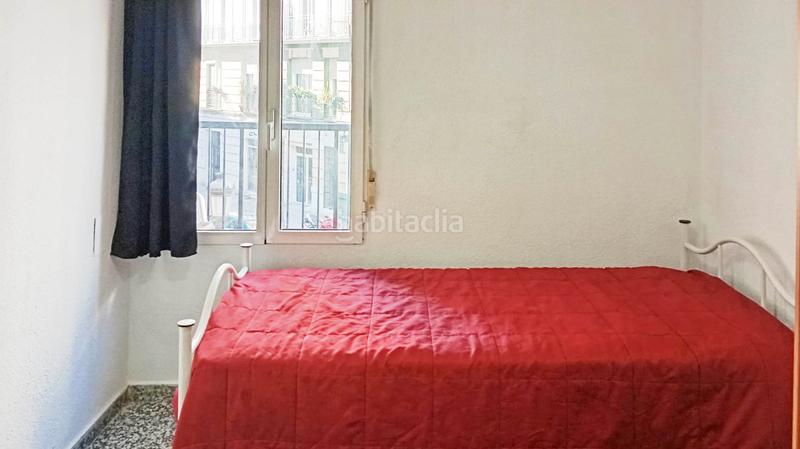 Foto a953d146-04f5-4eab-8807-45dc8c127c41. Lloguer pis a Russafa Valencia