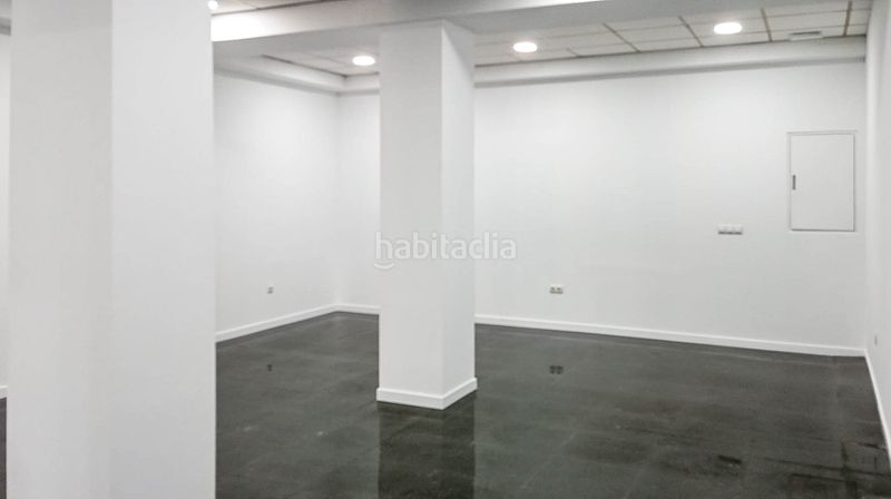 Foto c7bfd813-b510-4d1f-a831-e901094578a3. Rent business premise in Gran Via Valencia