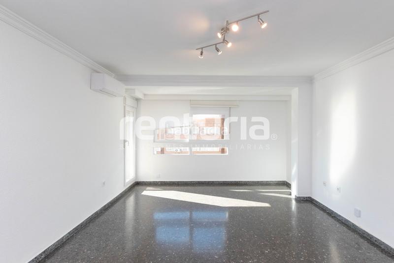 Foto 1a3122ca-6674-4bff-9c9f-2a81bb97e7dd. Affitto appartamento con riscaldamento parcheggio in Valencia