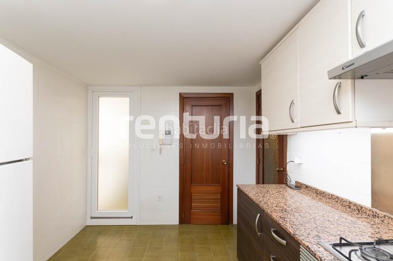 Foto cd7cb12c-4261-427c-a17f-747d1536e153. Affitto appartamento con riscaldamento parcheggio in Valencia