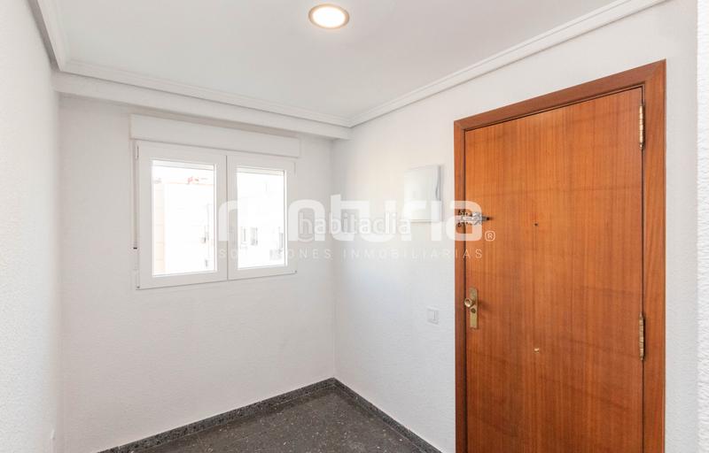 Foto 62ddc5e4-609c-4d6b-8ca6-41fd2d75855c. Miete etagenwohnung mit heizung parking in Arrancapins Valencia