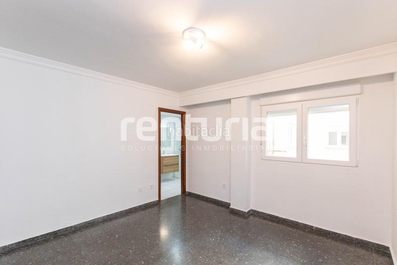 Foto e1db57f2-dd5f-4caa-8980-ac4c67661fcc. Miete etagenwohnung mit heizung parking in Arrancapins Valencia