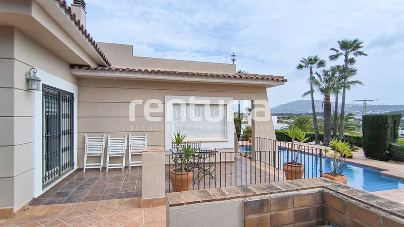 Foto b4ec8917-a0f9-4c9e-a78d-073c689e36a8. House with parking pool in Benimeit-Tabaira Moraira