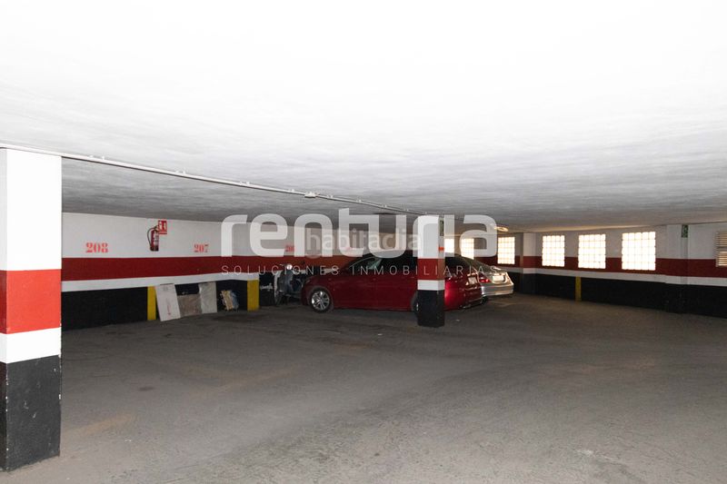 Foto 8d0c1272-5bff-4be6-afd6-123ce4d2fd78. Aparcament cotxe a Arrancapins Valencia
