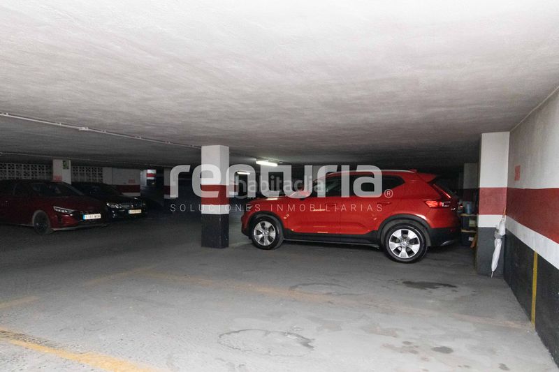 Foto e86d5c49-2c38-4f45-8f6d-d48f25ff1278. Aparcament cotxe a Arrancapins Valencia