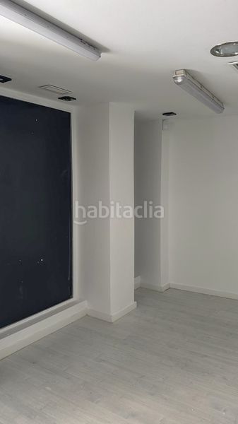 Foto f701f371-af29-4f3d-83c5-874c1d380f43. Local comercial a Sant Francesc Valencia