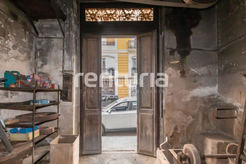 Foto ad5343fb-3124-4886-8244-52d27c1c2549. Local comercial a El Botànic Valencia