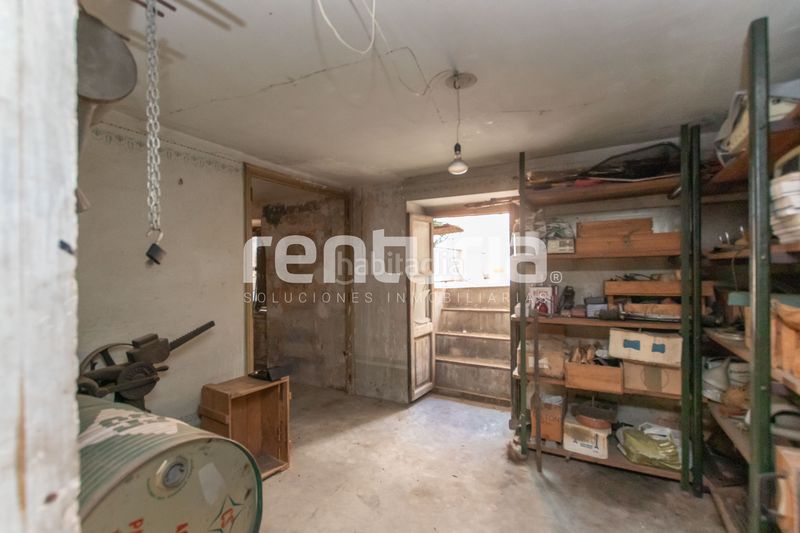 Foto b74396fd-b93e-47b4-9007-f89c67a39ac5. Local comercial a El Botànic Valencia