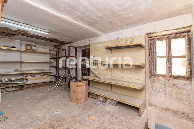 Foto 6bef5119-be0a-483e-bdd6-deba8fa6dc16. Piso venta conjunta de la totalidad de la planta baja del edificio junto a los torres de quart en Valencia