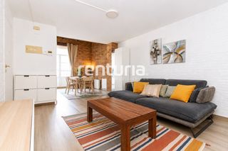 Affitto Duplex  Carrer de l'editor cabrerizo. Amplio y luminoso dúplex de 92 m² útiles en pleno centro históri