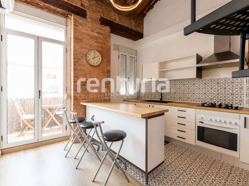 Foto 5c6e1b8a-877e-4bf8-9825-365ba4a97dbf. Rent duplex with heating in El Pilar Valencia
