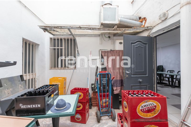 Foto cbad9fa5-2766-497b-9057-7a723641d1c7. Local comercial a Germaníes - Juzgados Gandia