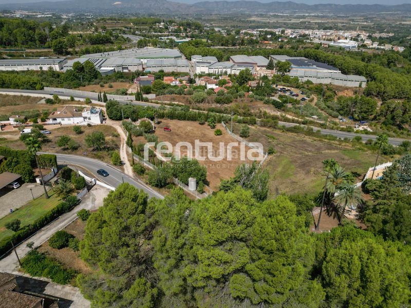 Foto 24a57066-6d5c-443d-8354-59410e7b5410. Finca rústica a Albaida