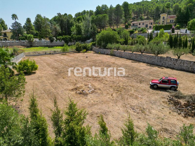 Foto e2a76d1a-0ac8-44eb-897c-e11bb60b4de1. Finca rústica a Albaida
