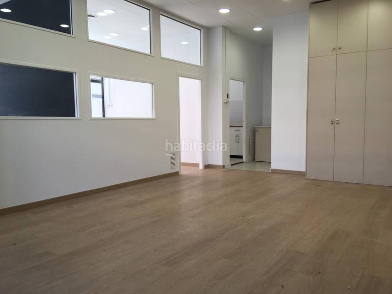 Foto 635f1e5b-8cb0-45e0-86c5-3e070d81100a. Alquiler local comercial local en alquiler en torreblanca rbla del celler en Sant Cugat del Vallès