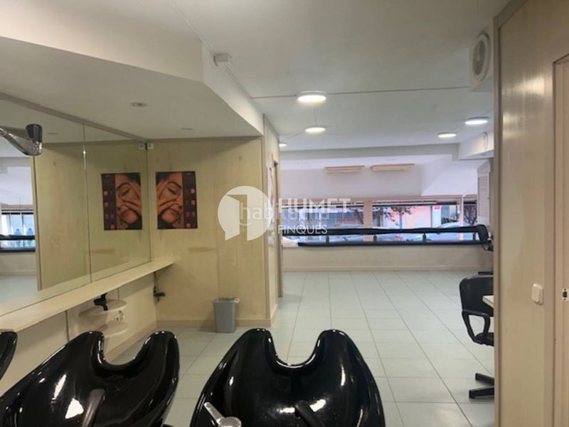 Foto 7f95c4ce-66b0-43ff-97e4-3e506db24d61. Alquiler local comercial alquiler de local comercial , centre en Sant Cugat del Vallès