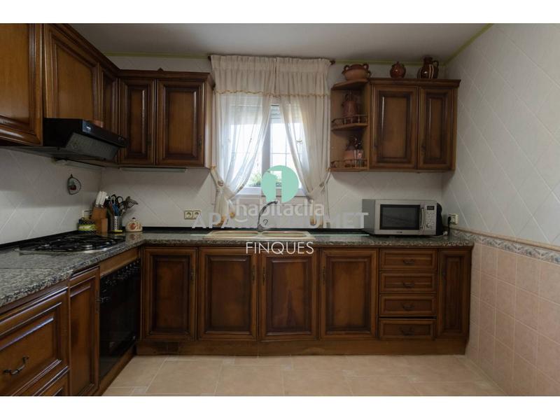 Foto 05fd20b1-45ff-4581-9d04-9204ba838793. House with heating parking in Valldoreix Sant Cugat del Vallès