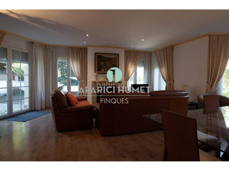 Foto c305ff85-2f14-4218-af81-ba618a04fa68. House with heating parking in Valldoreix Sant Cugat del Vallès