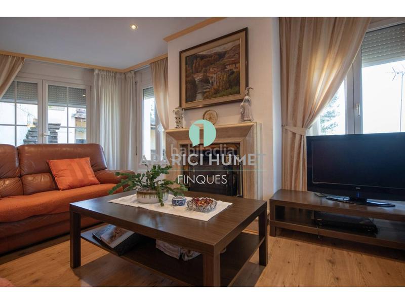 Foto cdaadbfe-3cc7-4feb-a8bb-d9f15e7e5d3f. House with heating parking in Valldoreix Sant Cugat del Vallès