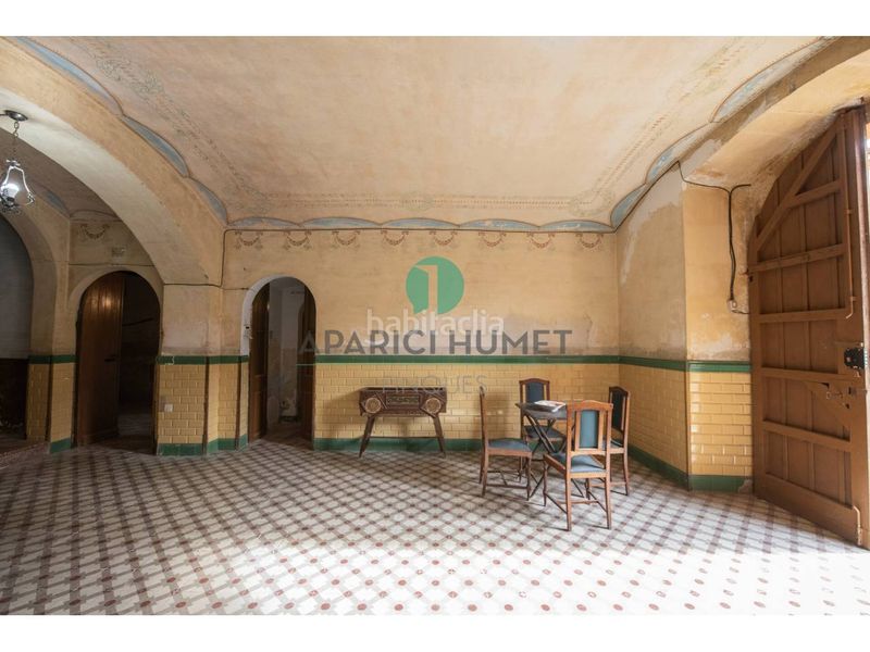 Foto b771f866-9695-4992-839a-9e40d1129b0f. Edifici a Polígon Industrial Domenys Vilafranca del Penedès