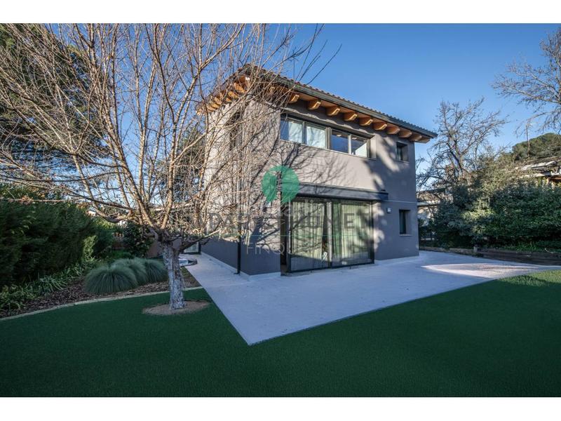 Foto 0ec195a5-5e41-42ab-8602-68bcaa8f390a. Xalet amb calefacció aparcament a Valldoreix Sant Cugat del Vallès