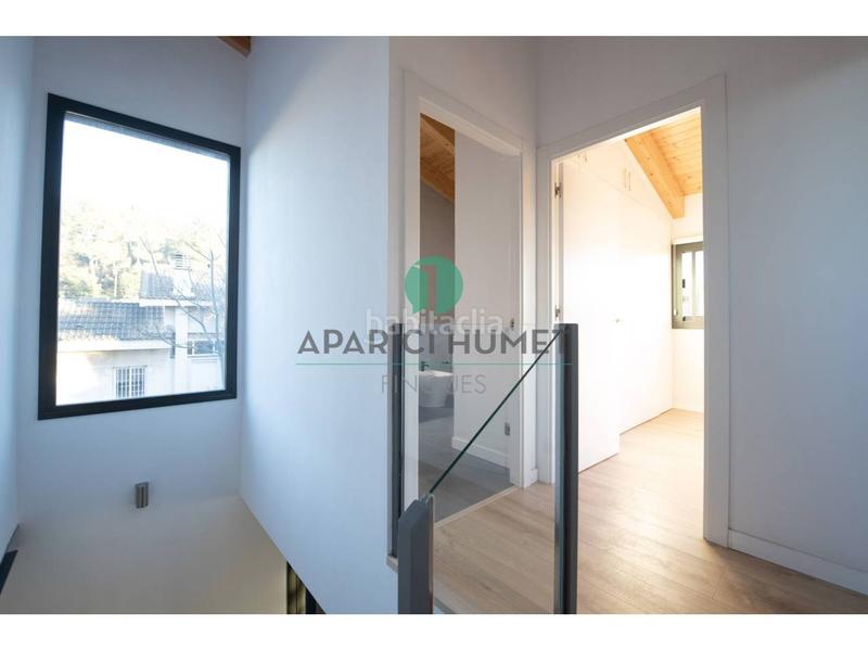 Foto a8071bfc-ce40-4bb4-b44b-1011c20da986. Xalet amb calefacció aparcament a Valldoreix Sant Cugat del Vallès