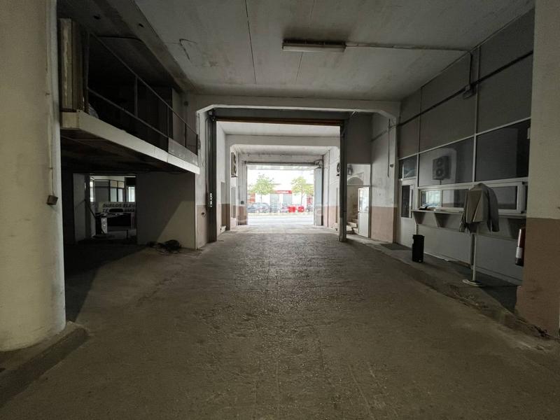 Foto 80ade6a3-e3a2-4387-abfd-acd16b0f7557. Nave industrial venta nave comercial en cerdanyola del vallésripollet en Cerdanyola del Vallès