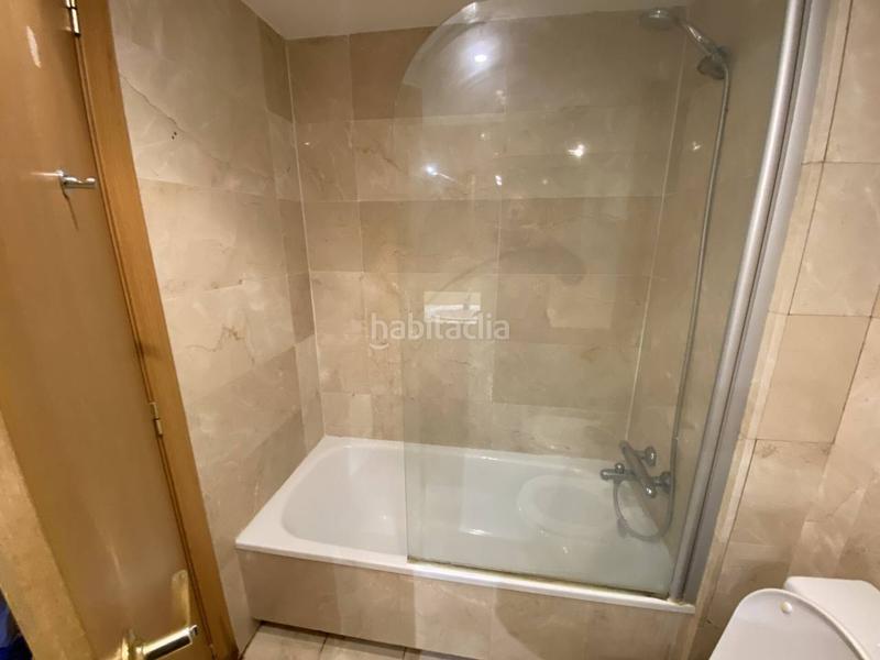 Foto 5cd7e23a-d8a6-4594-8d7a-81387501a8d2. Location attique avec chauffage piscine dans Parc Central Sant Cugat del Vallès