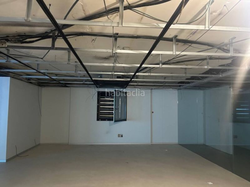 Foto 8039ea3c-5ba8-4d80-a307-419e3b797c89. Alquiler local comercial alquiler de local comercial en Sant Cugat del Vallès