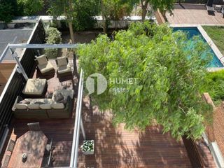 Maison  Calle benedetti. Venta  casa en barcelona capital
