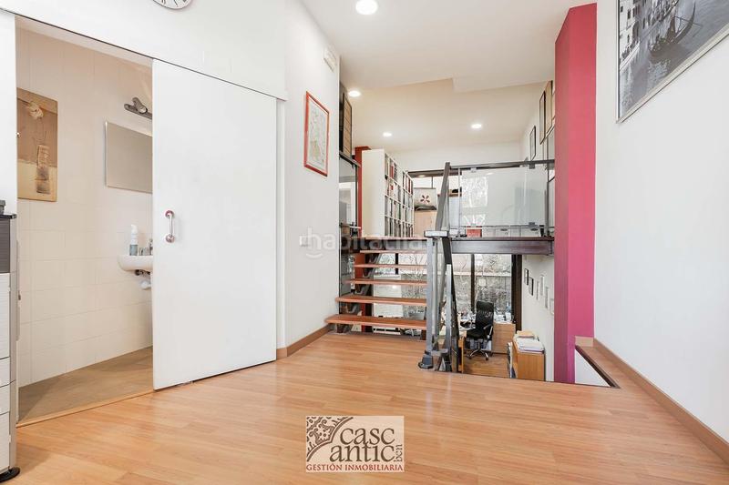 Foto 3d6c0bd9-6a4e-4ee1-9338-5f52f0935bb8. Local commercial dans St. Pere - Sta. Caterina - El Born Barcelona