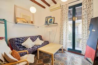 Flat in Raval. Precioso piso junto a la ronda universitat
