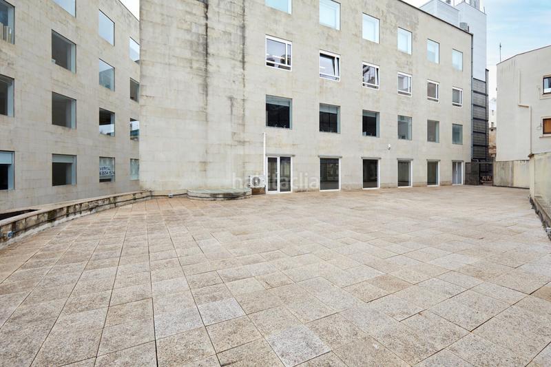 Foto 016d3200-32af-485c-95af-a0ddaacc834b. Rent office space with heating parking in Gòtic Barcelona